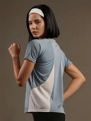 Up to 83% Off on Women's Dresses & Shirts & T-shirts (Tokyo Talkies, Chkokko, Roadster & More)