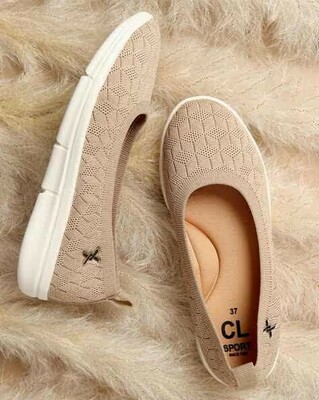 Carlton London - Up To 75% Off on Casual Shoes