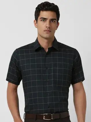 Van Heusen - Up To 69% Off on Formal Shirts for Men 