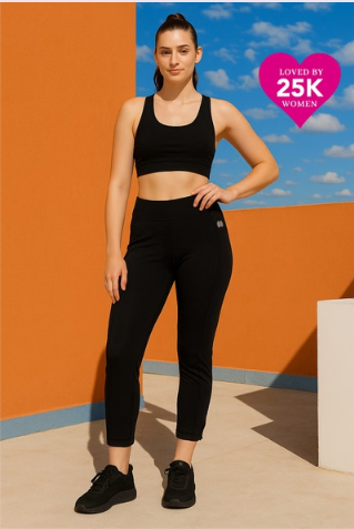 Snug Fit High-Rise Active Straight Pants in Black
