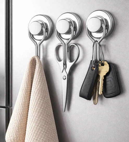 Pepperfry What The Fry Deals Upto 82% off Wooden closet Hanger, Bottle Cleaner, Cushion Inserts & more
