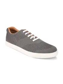 Upto 90% off on Roadster  Men Casual Sneakers | Myntra