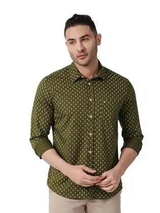 Basics - Up To 70% Off on Casual Shirts for Men 