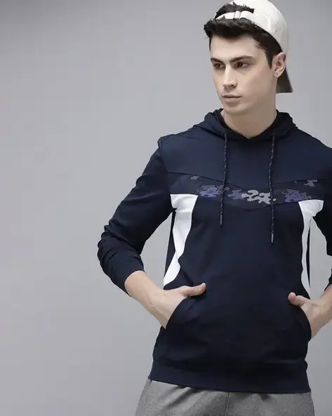 Van Heusen Clothing: Up to 70% OFF 