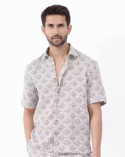  Up To 75% Off on Rare Rabbit Clothing