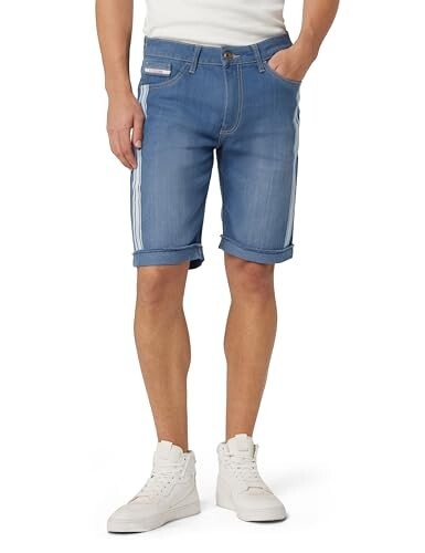 The Indian Garage Co Men Slim Fit Solid Mid-Rise Denim Shorts