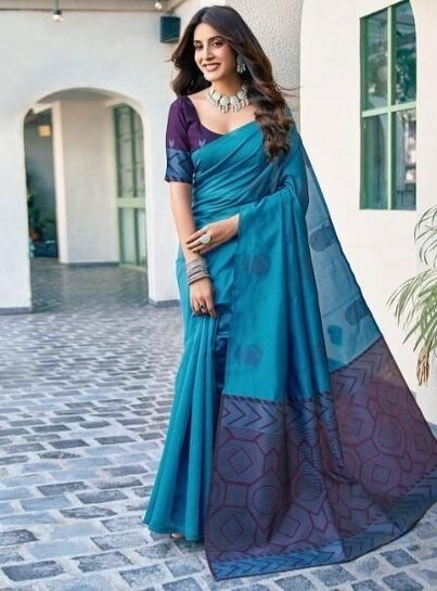 KALINI Woven Design Zari Silk Blend Banarasi Republic Day Saree