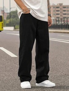 LEVORCE Loose Fit Men Black Jeans