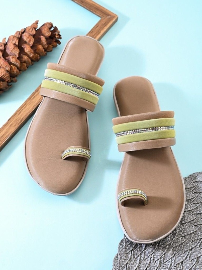 Up to 90% Off on DressBerry Heels