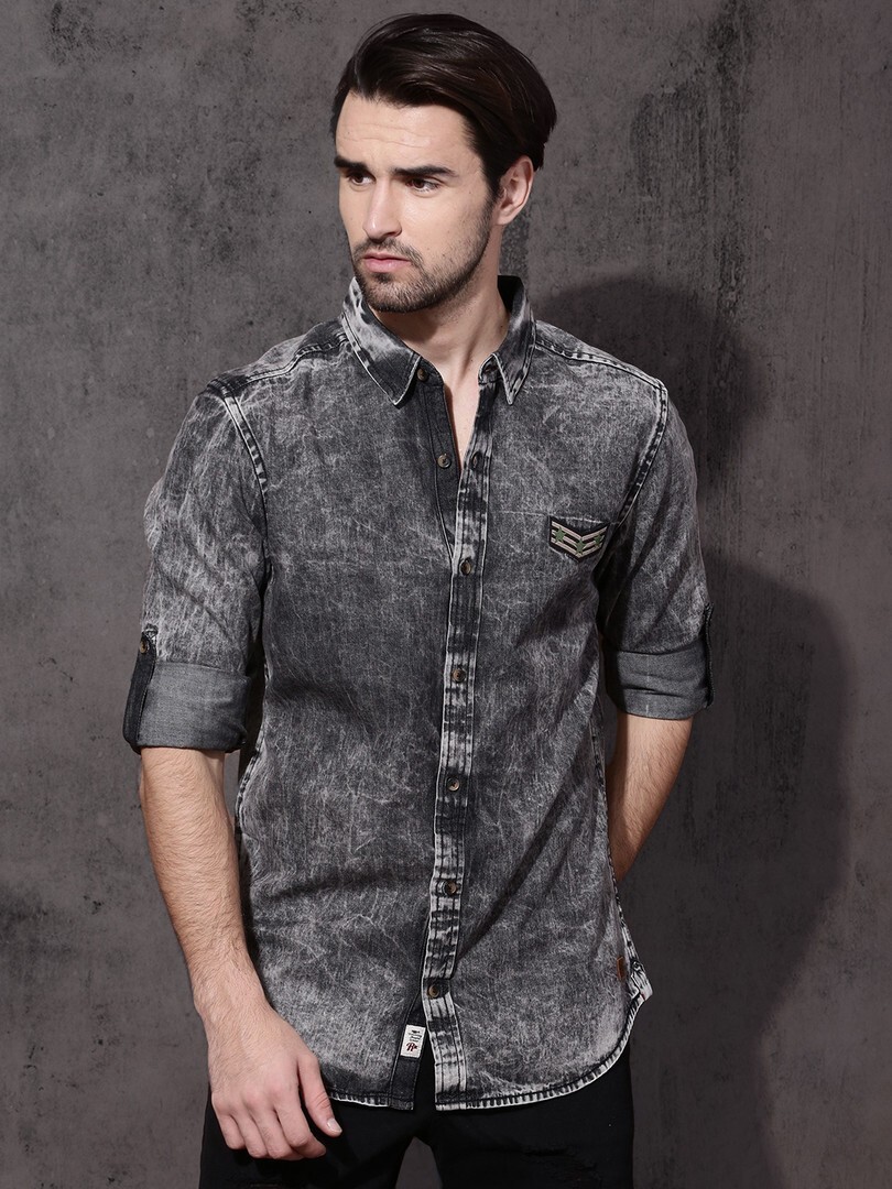 Buy Roadster Men Black Slim Fit Faded Denim Shirt - Shirts for Men 2130555 | Myntra