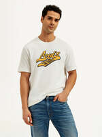Levis - Up To 47% Off on Men's T-shirt 