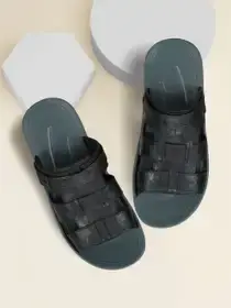 Paragon Sandals : Upto 77% Off | Starting From ₹229